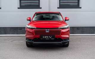 HR-V E:HEV 1,5 I-MMD   ELEGANCE obrázok č. 2