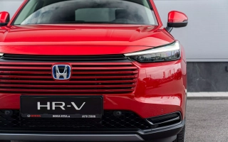 HR-V E:HEV 1,5 I-MMD   ELEGANCE obrázok č. 4