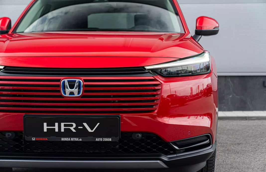 HR-V E:HEV 1,5 I-MMD   ELEGANCE obrázok č. 4
