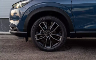 HR-V E:HEV 1,5 I-MMD ELEGANCE obrázok č. 14