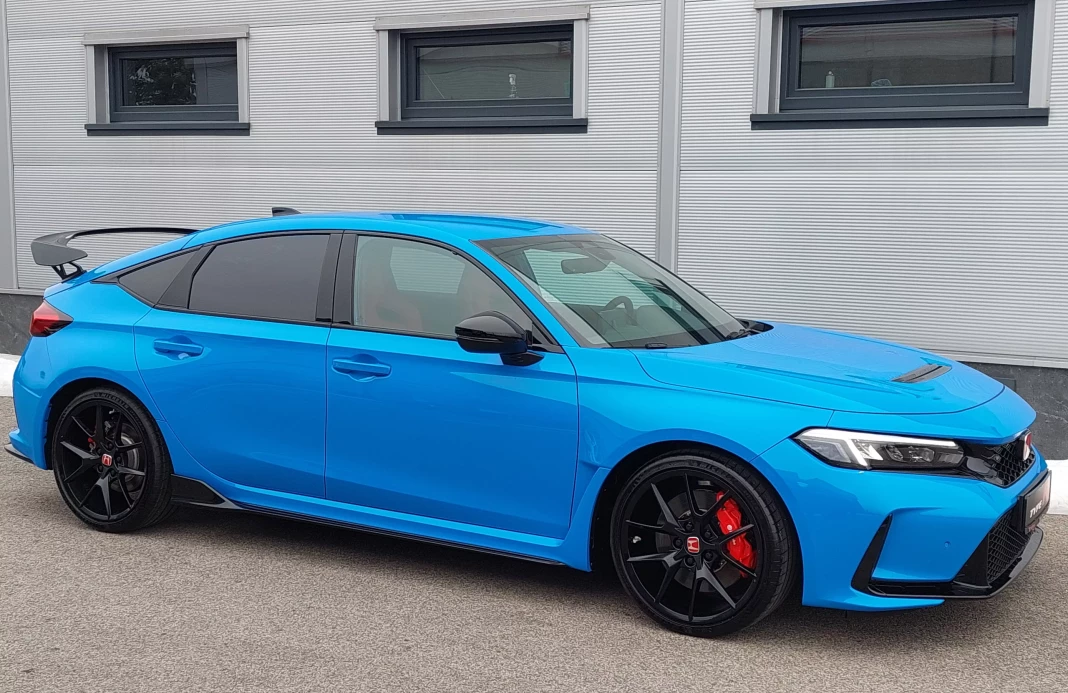 Civic Type R 2.0 VTEC TURBO Type R obrázok č. 4