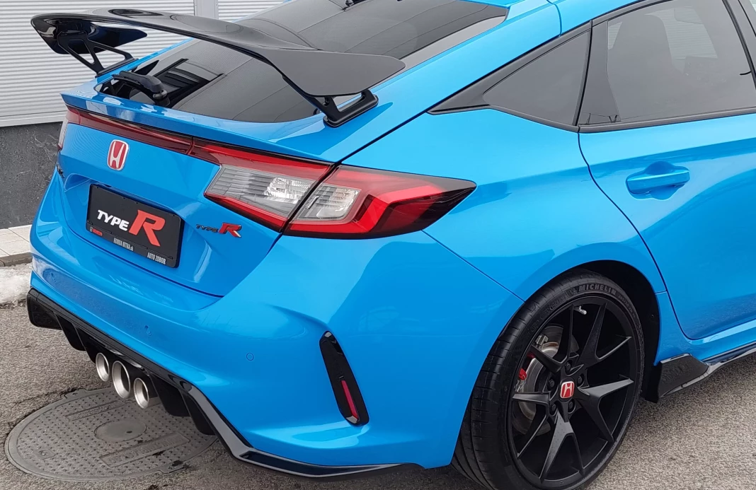 Civic Type R 2.0 VTEC TURBO Type R obrázok č. 6