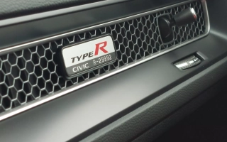 Civic Type R 2.0 VTEC TURBO Type R obrázok č. 10