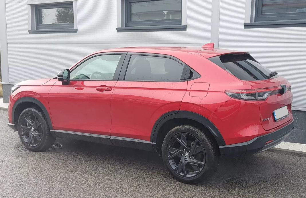 HR-V E:HEV 1,5 I-MMD   ELEGANCE obrázok č. 1