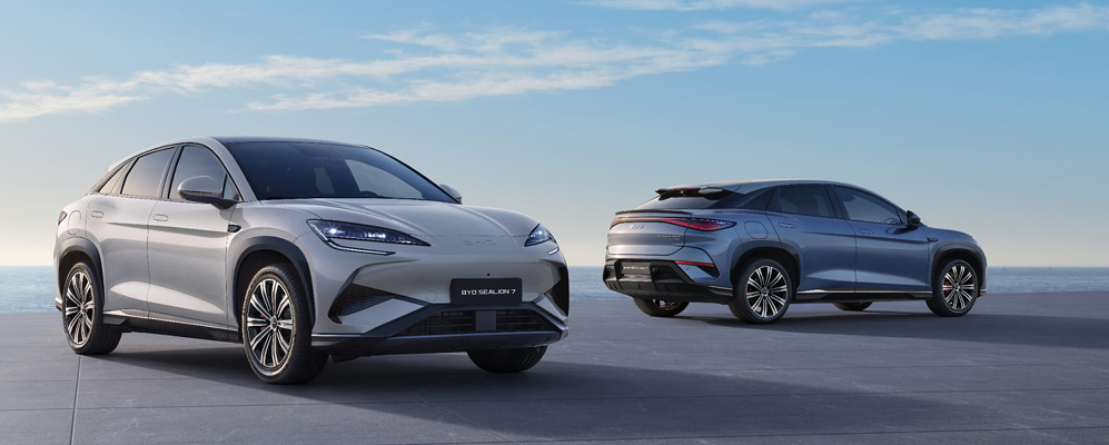 Oceánska estetika s dynamickým nádychom