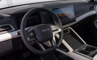 ATTO 2 DM-i Boost plug-in hybrid obrázok č. 3
