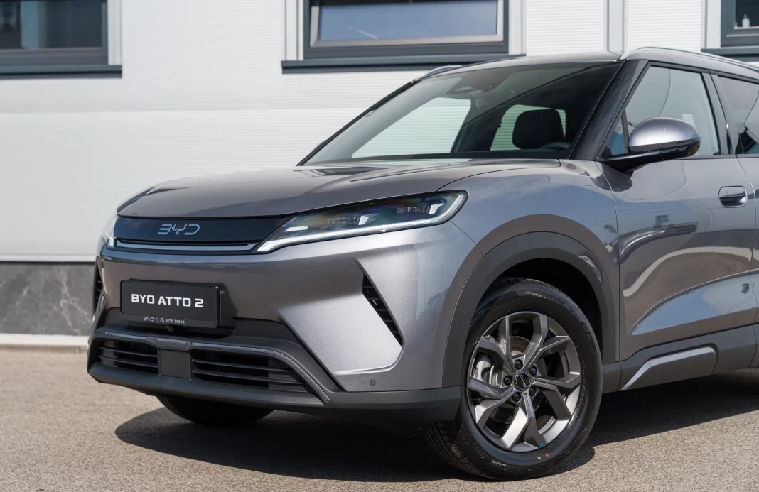 ATTO 2 DM-i Boost plug-in hybrid obrázok č. 1