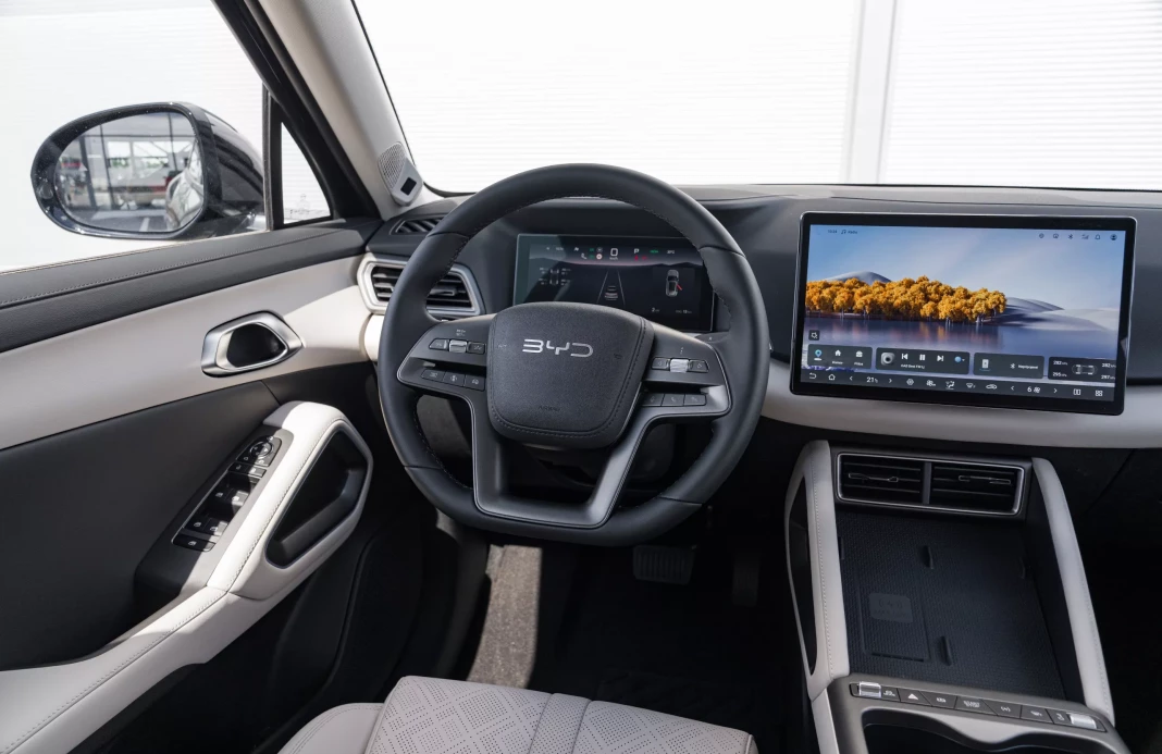 ATTO 2 DM-i Boost plug-in hybrid obrázok č. 6
