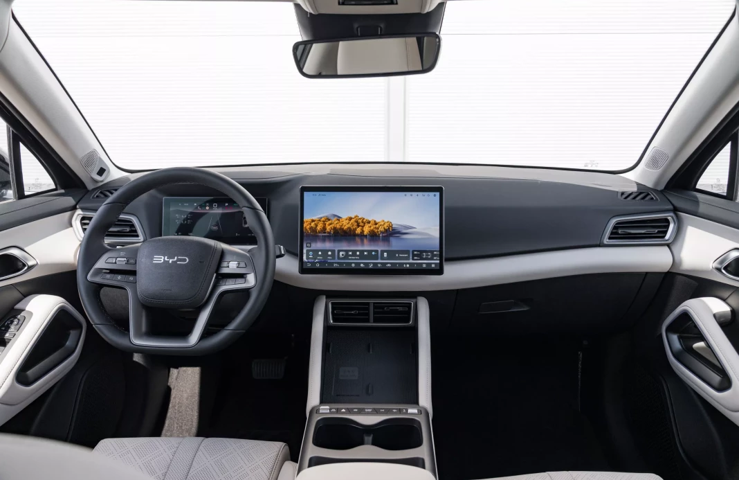 ATTO 2 DM-i Boost plug-in hybrid obrázok č. 4
