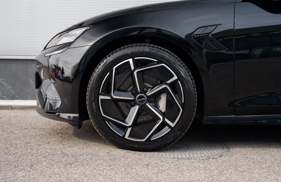 BYD SEAL Excellence AWD 82,5kWh obrázok č. 2