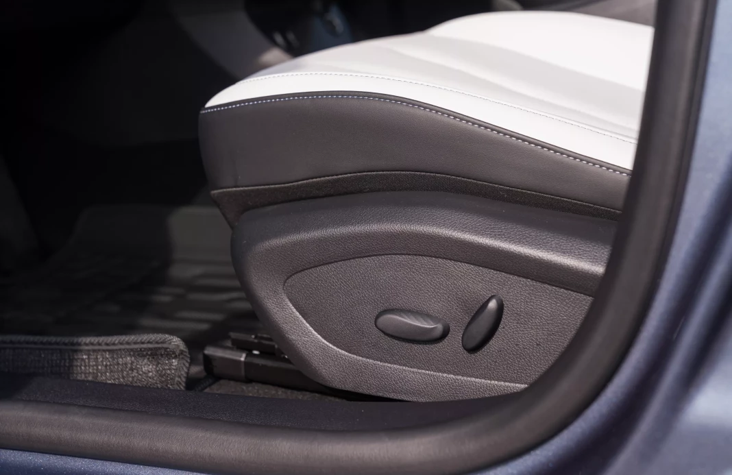 BYD SEAL 5 DM-i Design Plug in obrázok č. 15