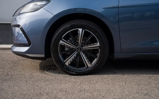 BYD SEAL 5 DM-i Design Plug in obrázok č. 1
