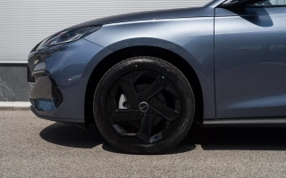 SEAL 6 DM-i Touring Comfort Lite  19 (kWh) plug in hybrid   obrázok č. 2