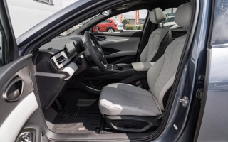 SEAL 6 DM-i Touring Comfort Lite  19 (kWh) plug in hybrid   obrázok č. 14