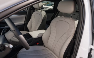 SEAL 6 DM-i Touring Comfort Lite  19 (kWh) plug in hybrid   obrázok č. 17