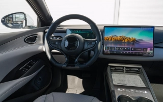 SEAL 6 DM-i Touring Comfort Lite  19 (kWh) plug in hybrid   obrázok č. 11