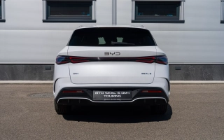 SEAL 6 DM-i Touring Comfort Lite  19 (kWh) plug in hybrid   obrázok č. 6