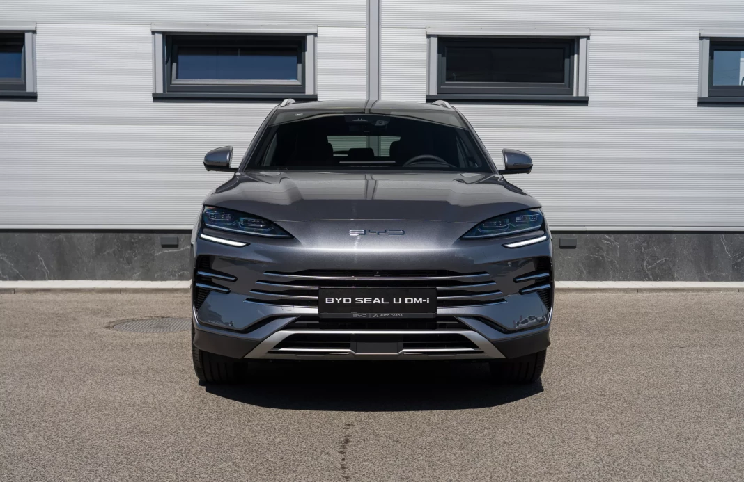 SEAL U DM-i DESIGN AWD 18,3 kWh plug-in hybrid obrázok č. 5