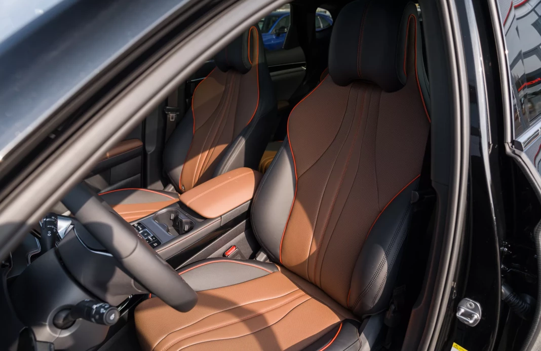 SEAL U DM-i DESIGN AWD 18,3 kWh obrázok č. 17