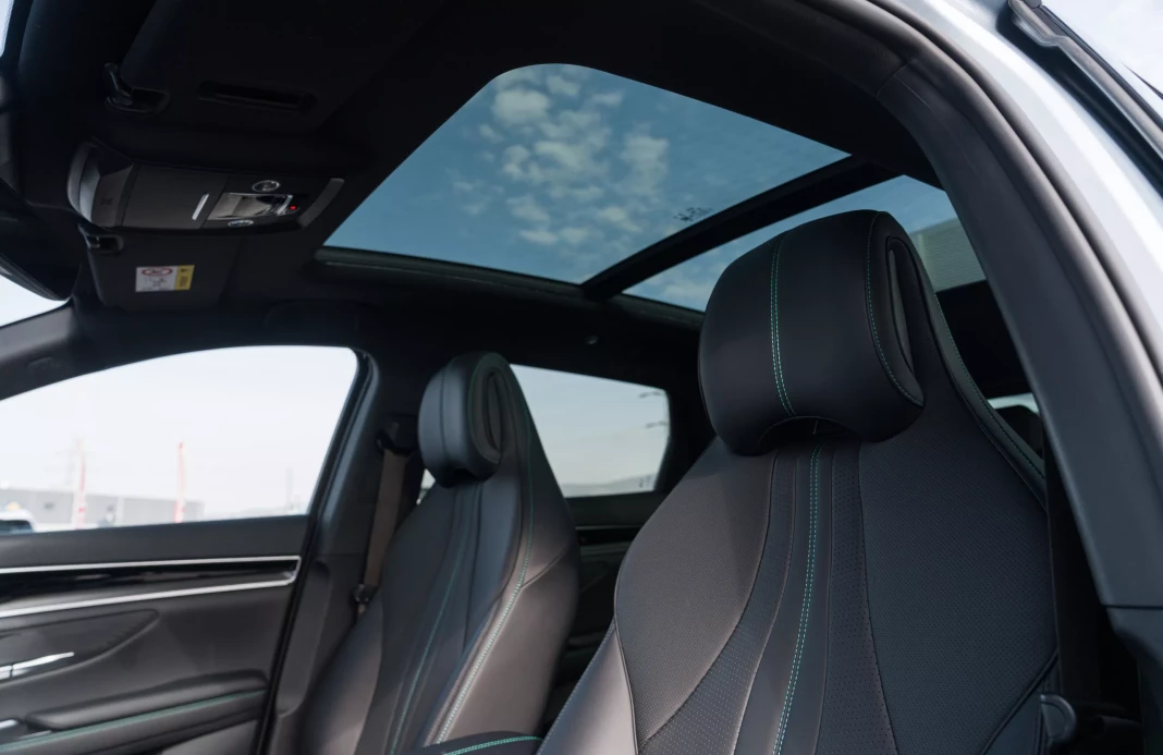 SEAL U DM-i DESIGN AWD 18,3 kWh obrázok č. 16