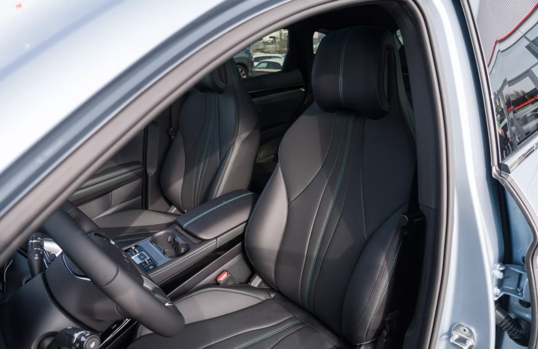 SEAL U DM-i DESIGN AWD 18,3 kWh obrázok č. 15