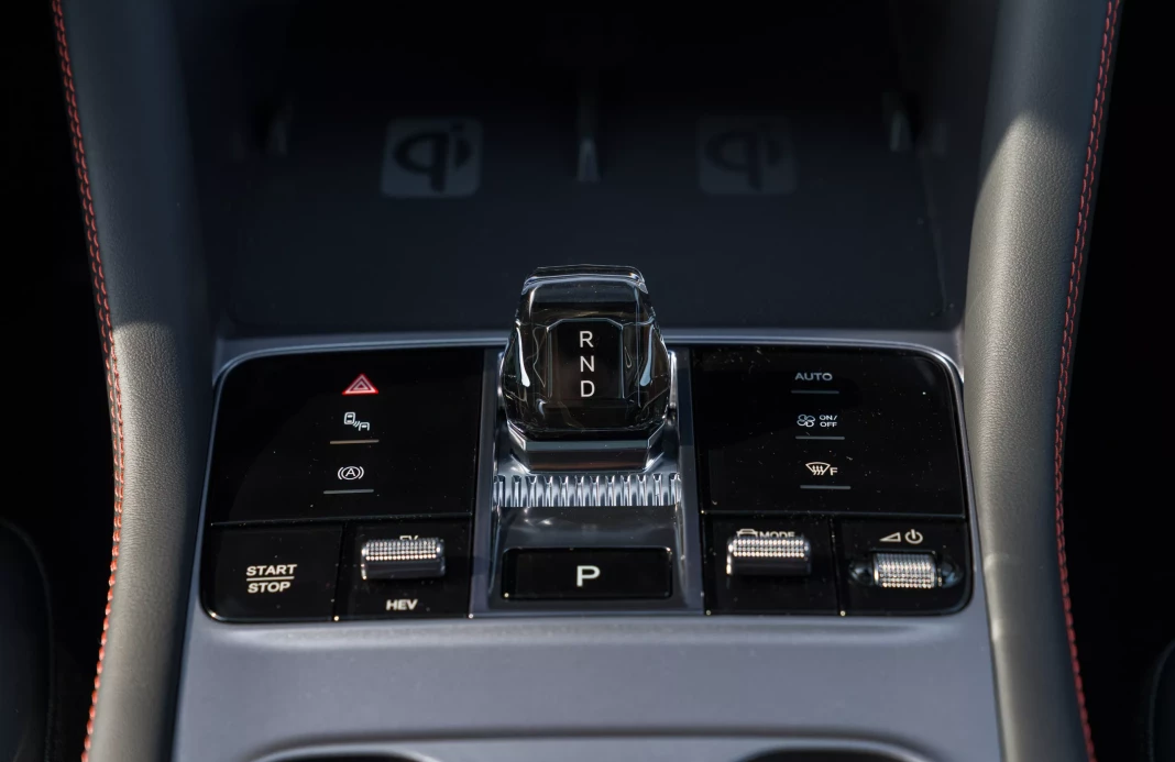 SEAL U DM-i DESIGN AWD 18,3 kWh obrázok č. 12