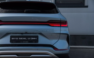 SEAL U DM-i DESIGN AWD 18,3 kWh obrázok č. 7