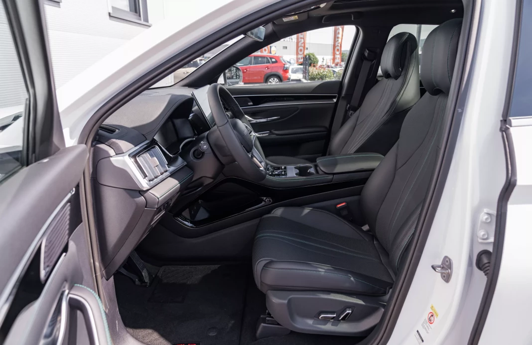 SEAL U DM-i COMFORT 26,6 kWh plug-in hybrid obrázok č. 9