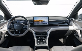 SEALION 5 DM-i DESIGN 18,3 kWh plug-in hybrid obrázok č. 8