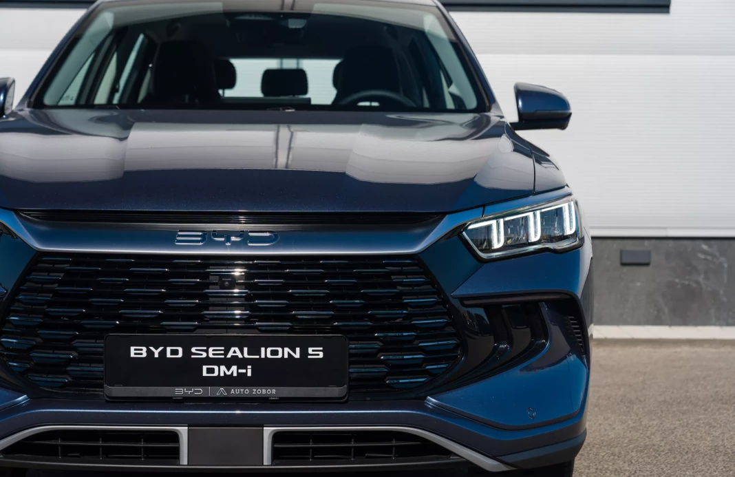 SEALION 5 DM-i Comfort 12,6 kWh plug-in hybrid obrázok č. 5