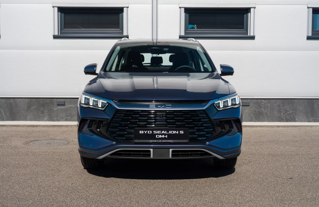 SEALION 5 DM-i Comfort 12,6 kWh plug-in hybrid obrázok č. 4