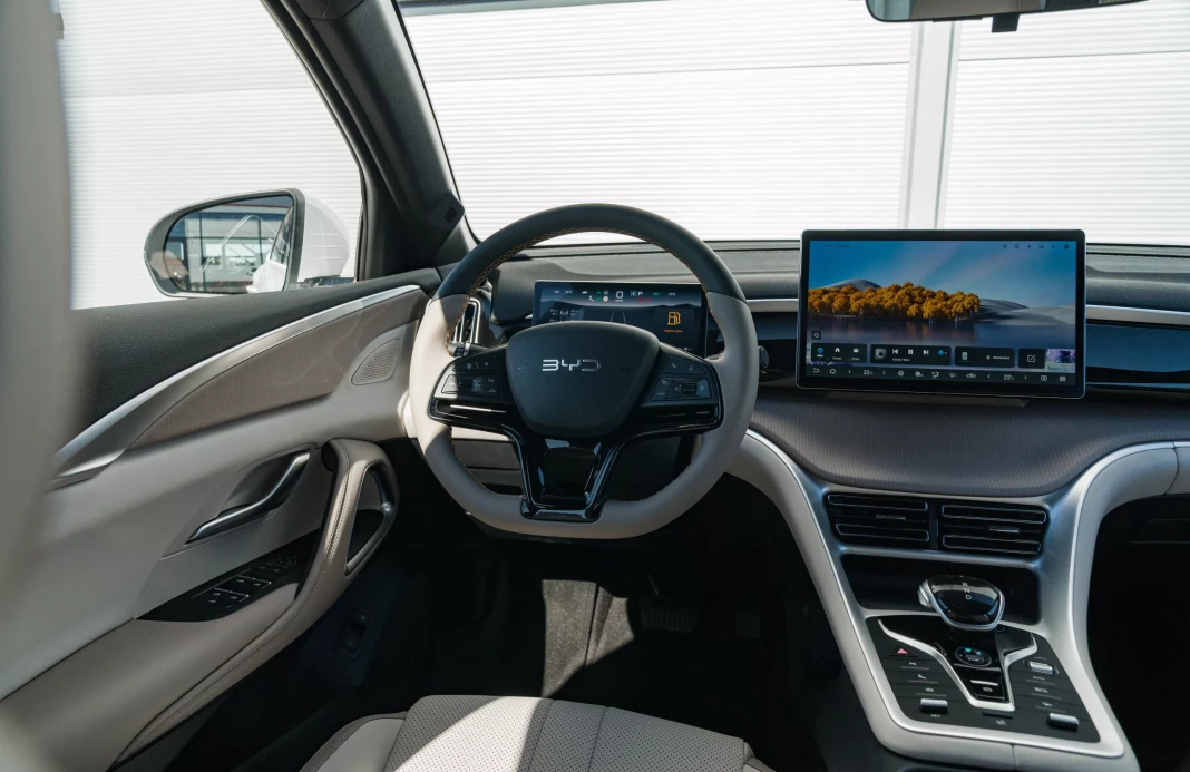 SEALION 5 DM-i Comfort 12,6 kWh plug-in hybrid obrázok č. 9
