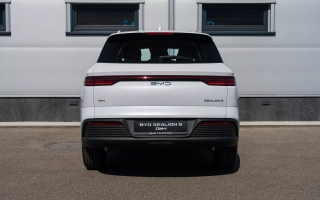 SEALION 5 DM-i DESIGN 18,3 kWh plug-in hybrid obrázok č. 4