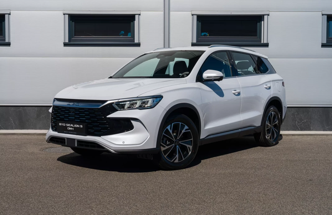 SEALION 5 DM-i DESIGN 18,3 kWh plug-in hybrid obrázok č. 0