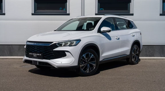 SEALION 5 DM-i DESIGN 18,3 kWh plug-in hybrid