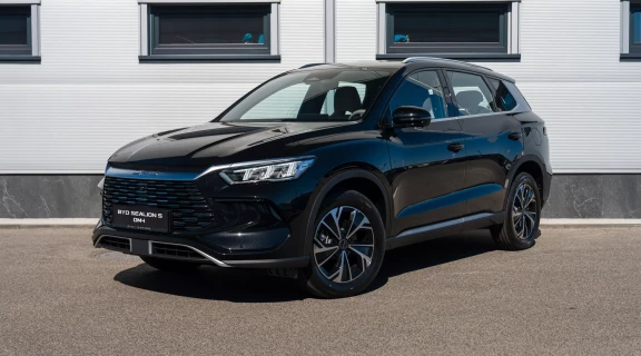 SEALION 5 DM-i DESIGN 18,3 kWh plug-in hybrid
