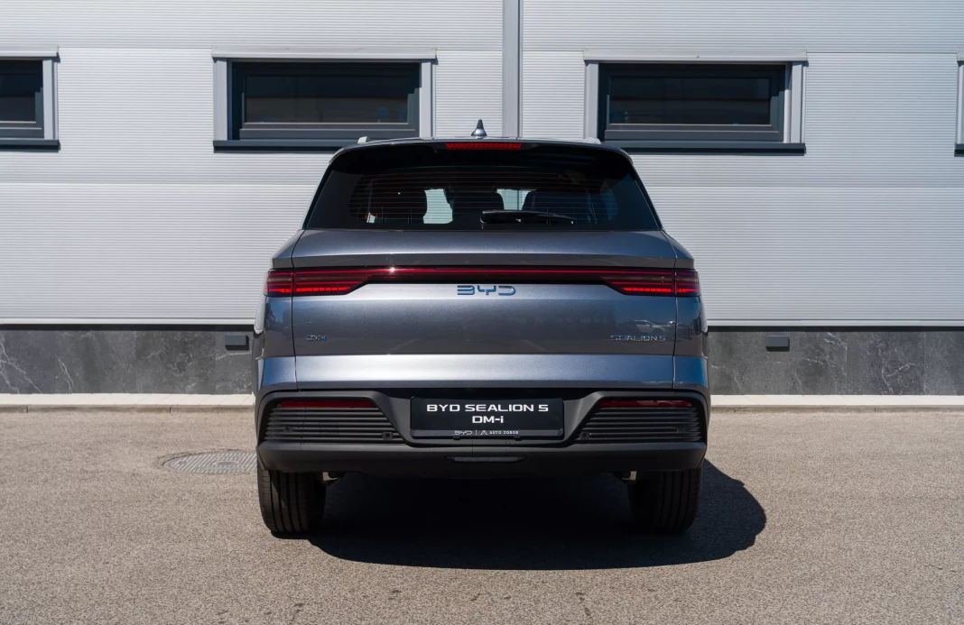 SEALION 5 DM-i DESIGN 18,3 kWh plug-in hybrid obrázok č. 7