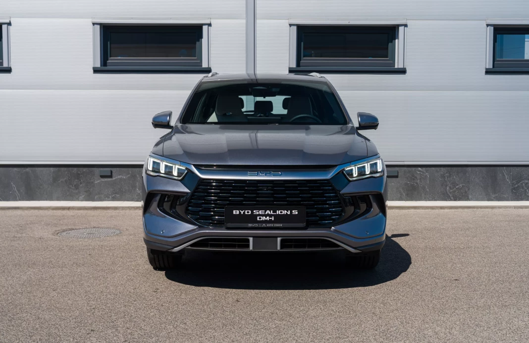SEALION 5 DM-i DESIGN 18,3 kWh plug-in hybrid obrázok č. 5