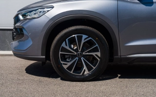 SEALION 5 DM-i DESIGN 18,3 kWh plug-in hybrid obrázok č. 2