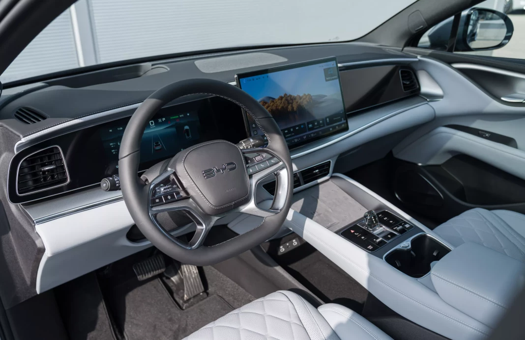 BYD SEALION 7 Excellence AWD 91,3 kWh 4x4 elektro obrázok č. 13