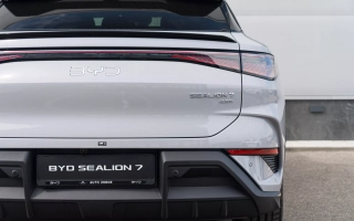 BYD SEALION 7 Excellence AWD 91,3 kWh 4x4 elektro obrázok č. 3