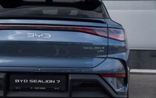 BYD SEALION 7 Excellence AWD 91,3 kWh 4x4 elektro obrázok č. 6