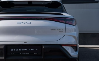 BYD SEALION 7 Excellence AWD 91,3 kWh 4x4 elektro obrázok č. 6
