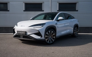 BYD SEALION 7 Excellence AWD 91,3 kWh 4x4 elektro obrázok č. 0