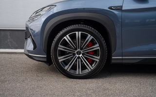 BYD SEALION 7 Excellence AWD 91,3 kWh 4x4 elektro obrázok č. 3