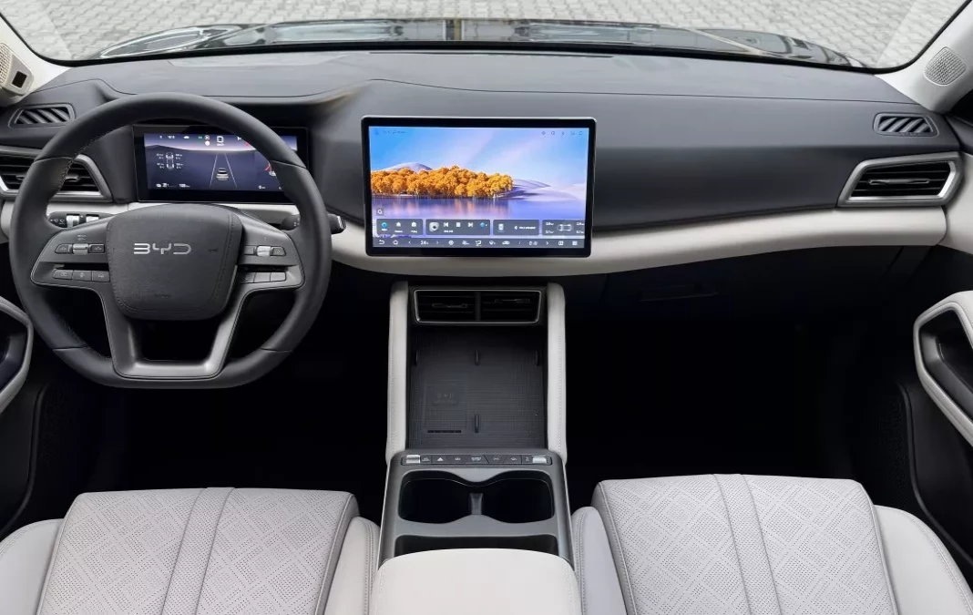 ATTO 2 DM-i Boost plug-in hybrid obrázok č. 8