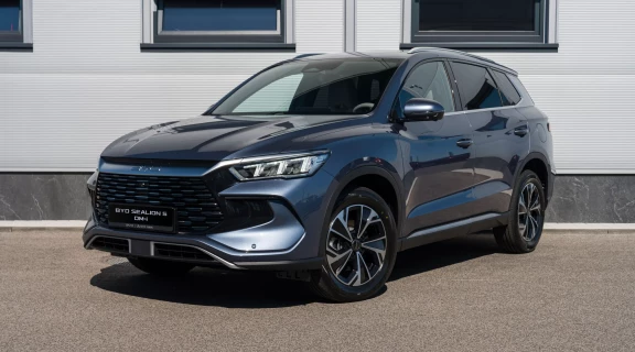 SEALION 5 DM-i DESIGN 18,3 kWh plug-in hybrid