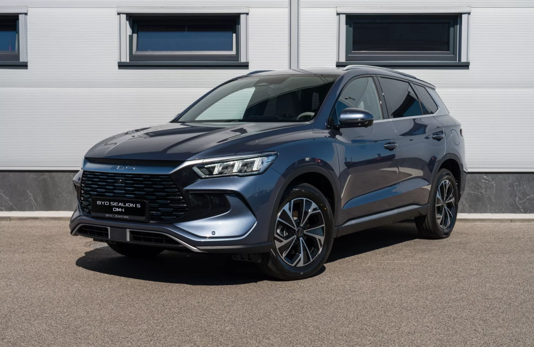 SEALION 5 DM-i DESIGN 18,3 kWh plug-in hybrid obrázok č. 0