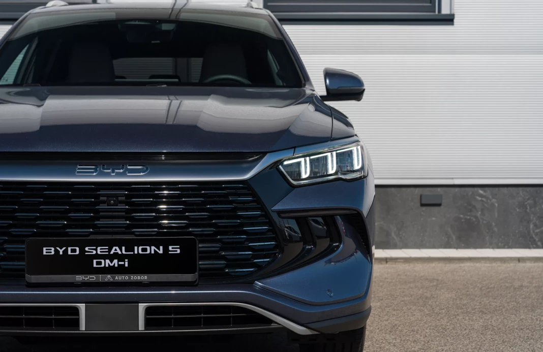 SEALION 5 DM-i DESIGN 18,3 kWh plug-in hybrid obrázok č. 1