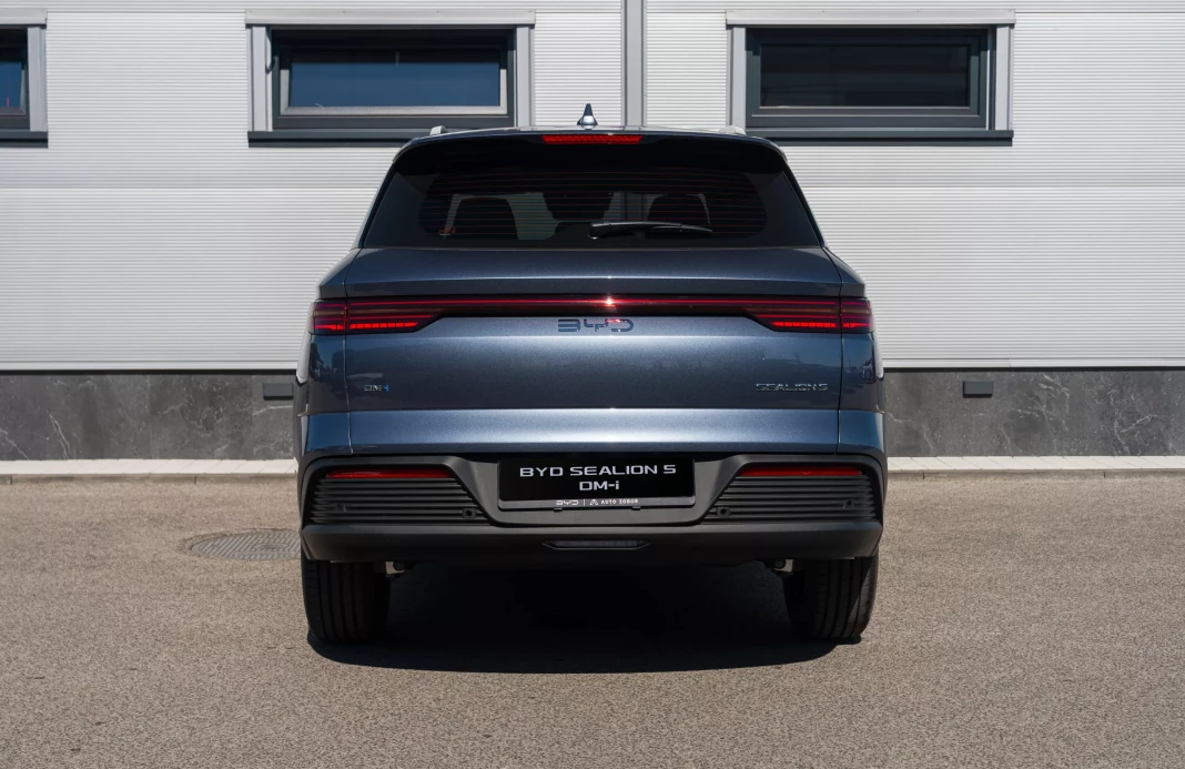 SEALION 5 DM-i DESIGN 18,3 kWh plug-in hybrid obrázok č. 4